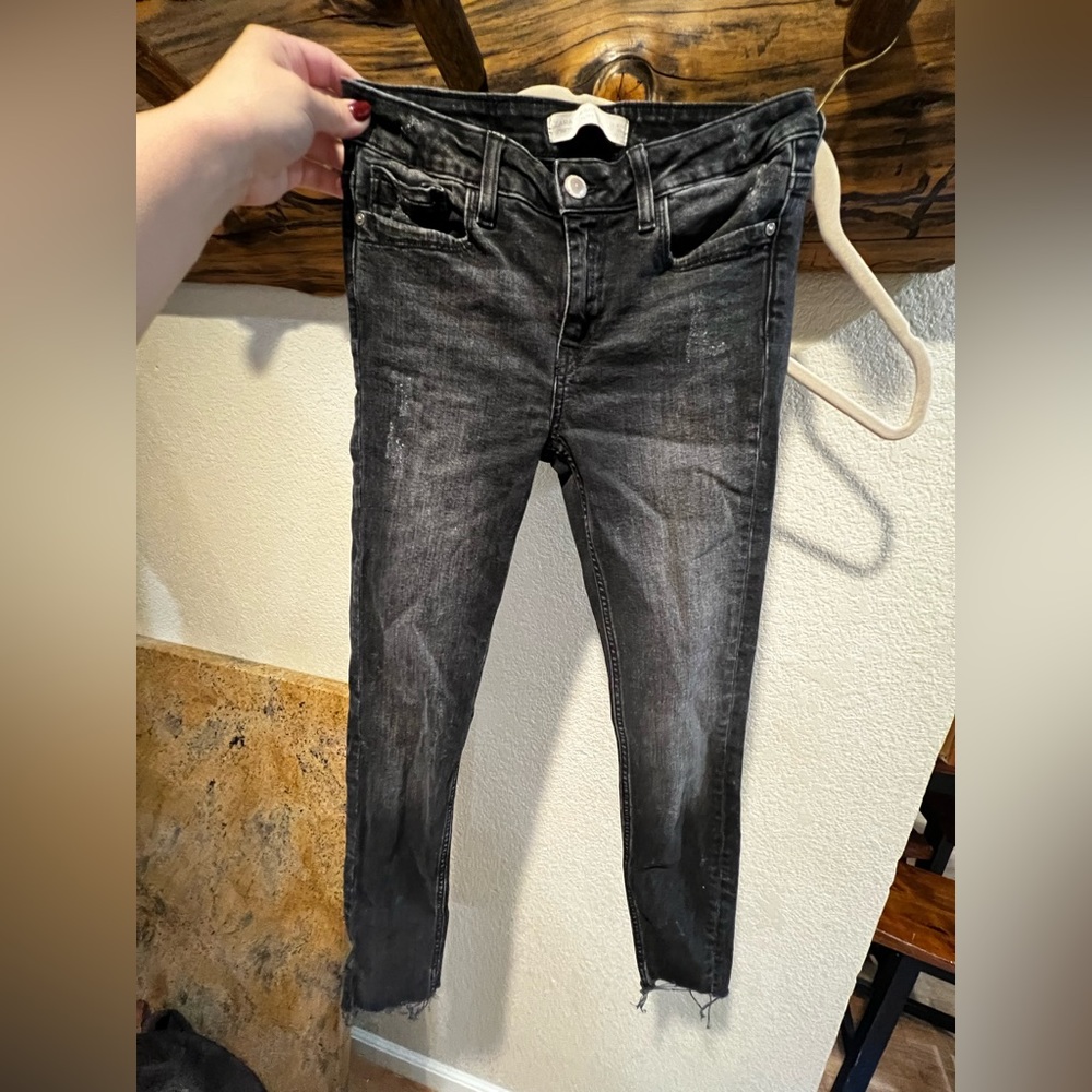 Zara jeans